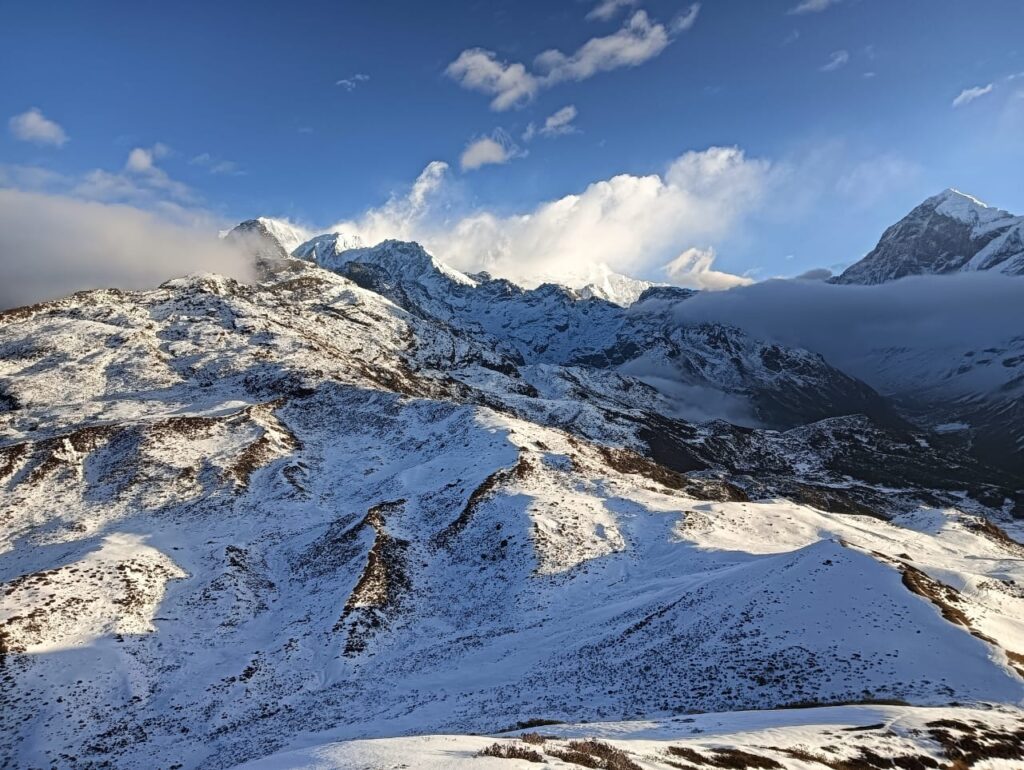 Goechala trek durung december