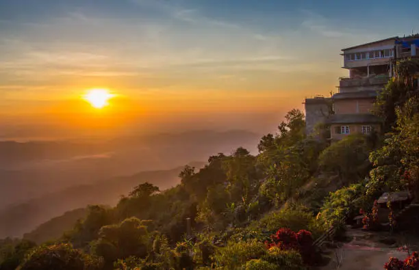 sandakphu sunrise hotel