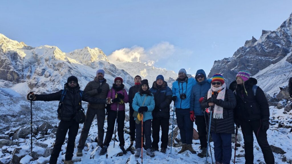 Goechala Trek difficulty with trekkers on Himalayan trails in Sikkim.